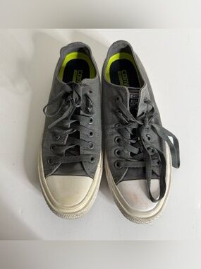 Converse Low Top Sneakers